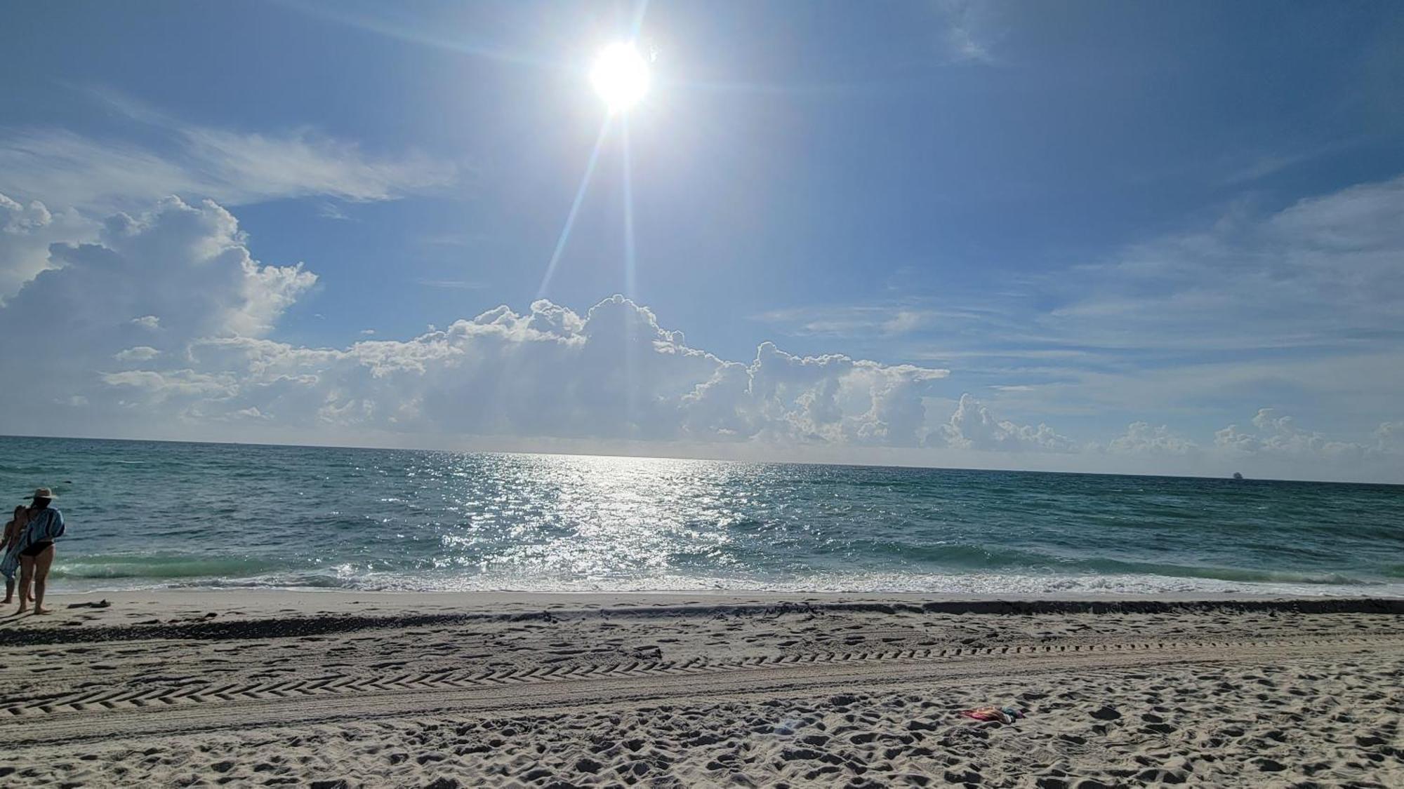 2 Bedroom 2 Bath Beachfront Condo On Miami Beach Millionaire Row מראה חיצוני תמונה