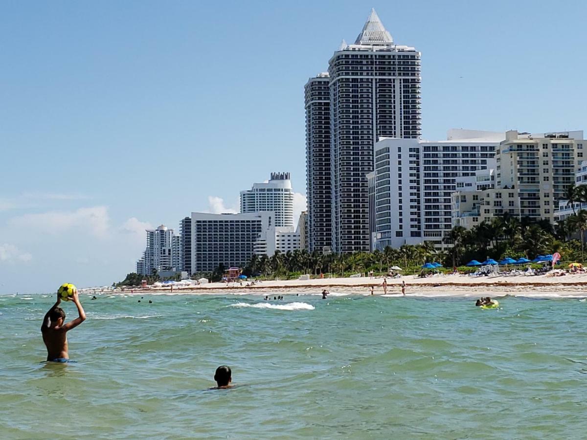 2 Bedroom 2 Bath Beachfront Condo On Miami Beach Millionaire Row מראה חיצוני תמונה