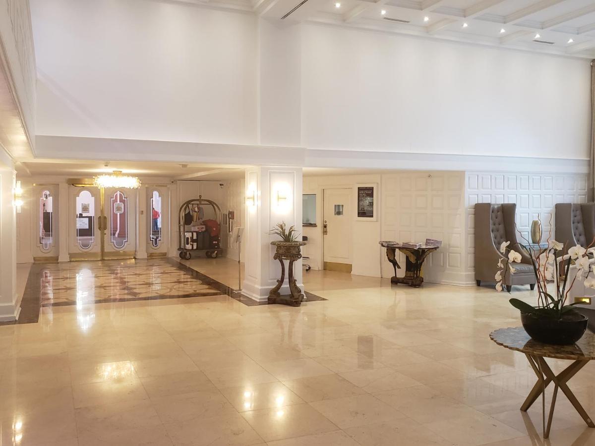 2 Bedroom 2 Bath Beachfront Condo On Miami Beach Millionaire Row מראה חיצוני תמונה